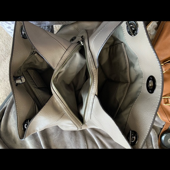 Coach Eddie bag popular style - Picture 3 of 3